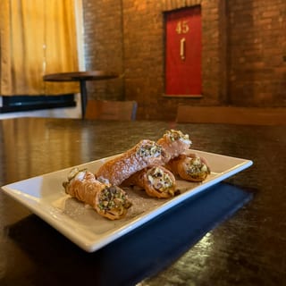 Cannolis